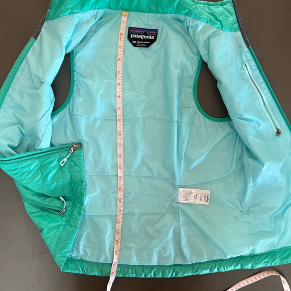 Patagonia Women’s Vest - Picture 10 of 11
